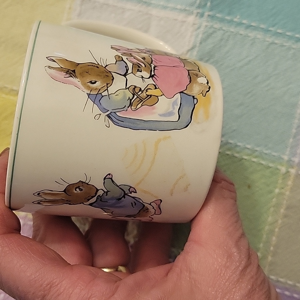 Wedgewood Peter Rabbit children's set - Picture 4 of 9